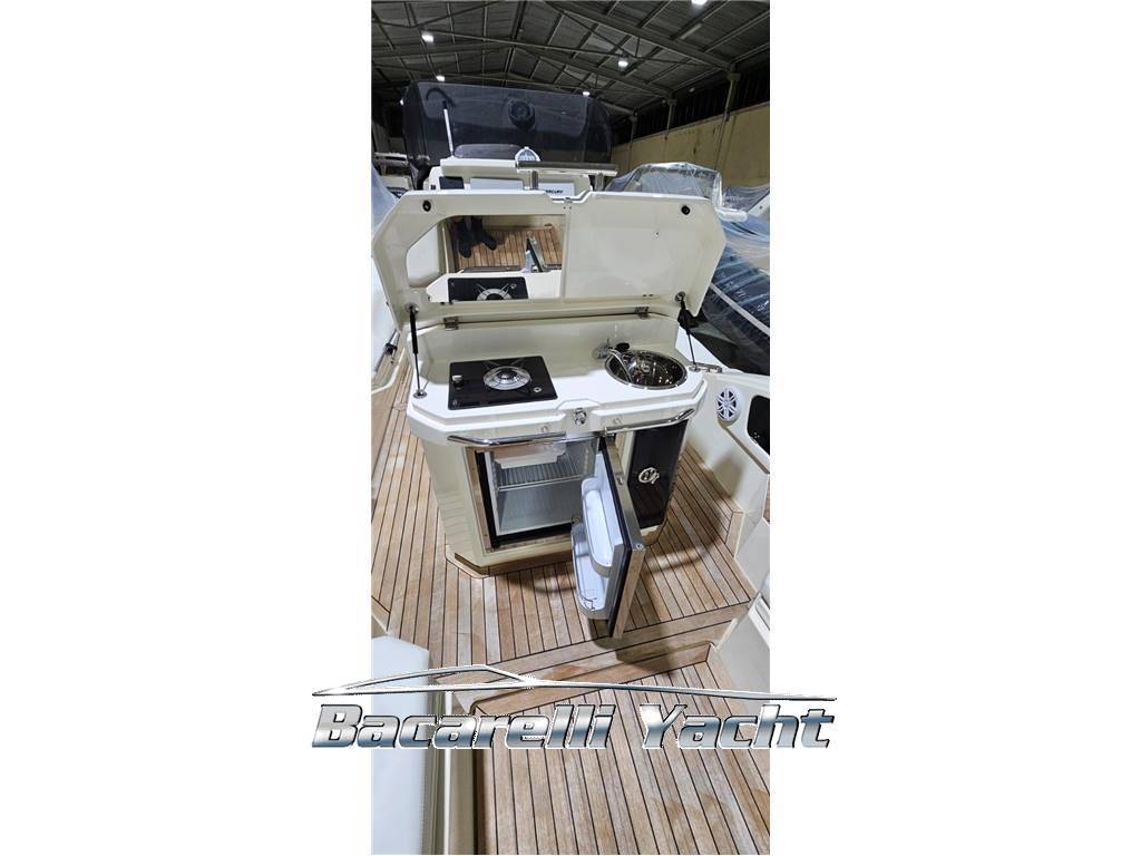 Joker boat Clubman 30
